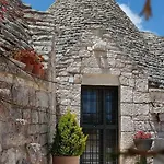 Trulli In Valle D'itria