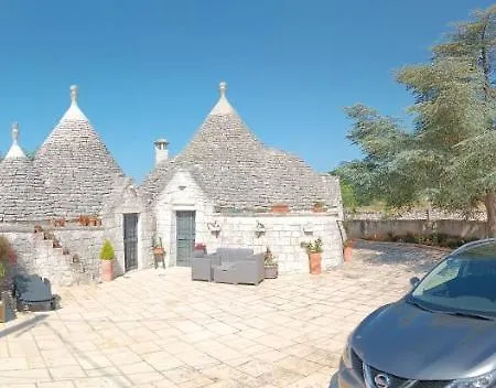 Trulli In Valle D'itria * Cisternino