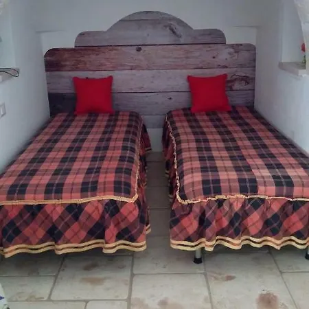 Trulli In Valle D'itria