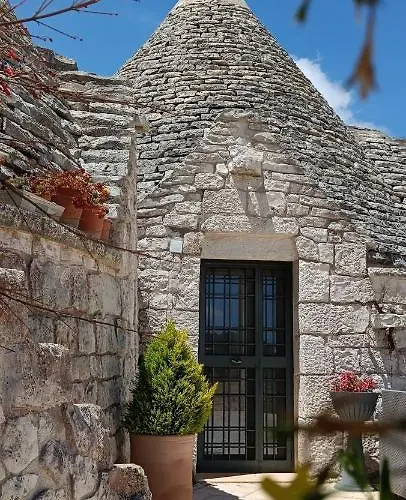 Trulli In Valle D'itria