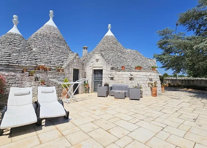 Trulli In Valle D'itria *