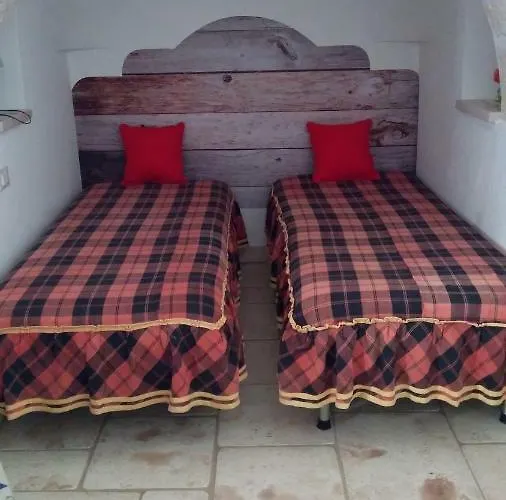 Trulli In Valle D'itria