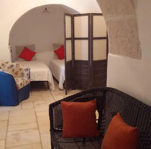 Trulli In Valle D'itria